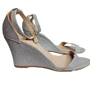 Silver Glitter Classic Wedge Heel Size 7 Open Toe Ankle Strap Sandals Wedding